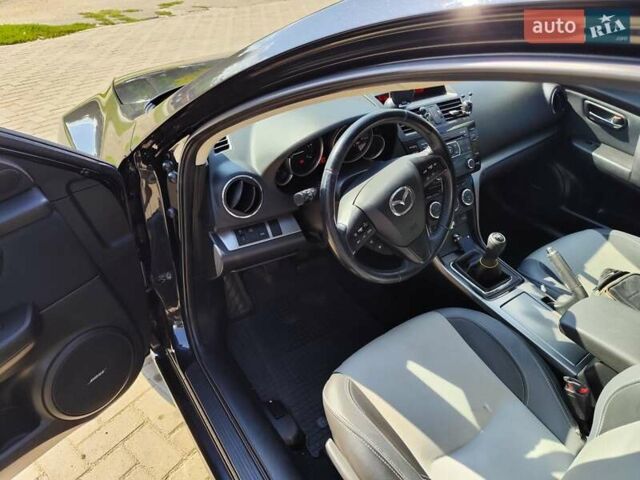 Черный Мазда 6, объемом двигателя 2.2 л и пробегом 248 тыс. км за 8500 $, фото 12 на Automoto.ua