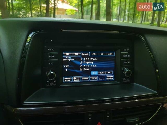 Черный Мазда 6, объемом двигателя 2.19 л и пробегом 291 тыс. км за 11800 $, фото 7 на Automoto.ua