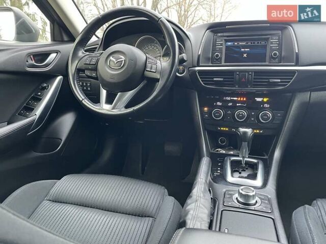 Черный Мазда 6, объемом двигателя 2.18 л и пробегом 240 тыс. км за 9500 $, фото 17 на Automoto.ua