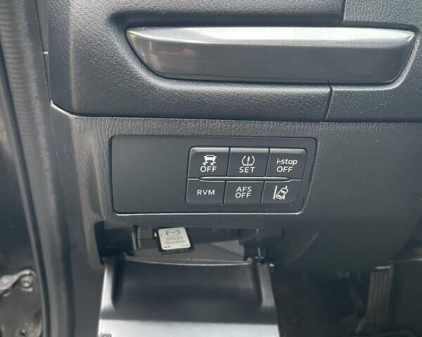 Черный Мазда 6, объемом двигателя 2.18 л и пробегом 240 тыс. км за 9500 $, фото 21 на Automoto.ua