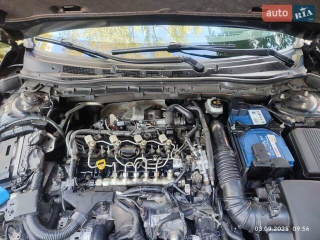 Черный Мазда 6, объемом двигателя 2.19 л и пробегом 197 тыс. км за 12100 $, фото 24 на Automoto.ua