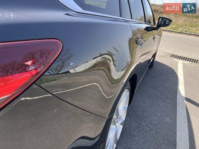 Чорний Мазда 6, об'ємом двигуна 2.18 л та пробігом 214 тис. км за 13900 $, фото 19 на Automoto.ua