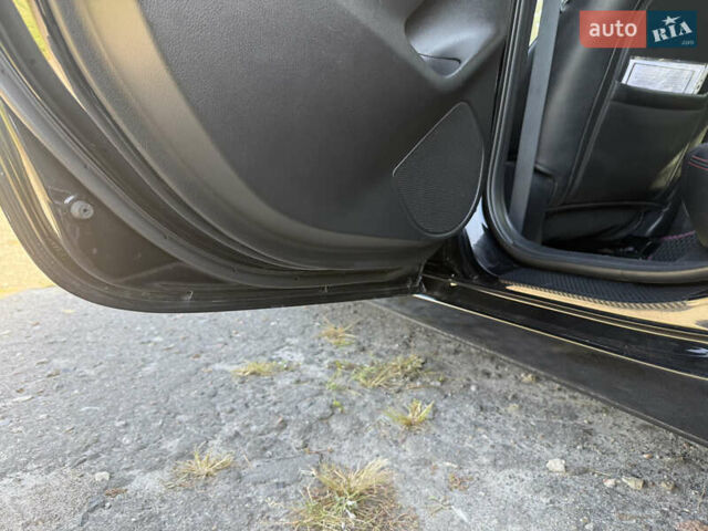 Черный Мазда 6, объемом двигателя 2.2 л и пробегом 272 тыс. км за 12500 $, фото 16 на Automoto.ua