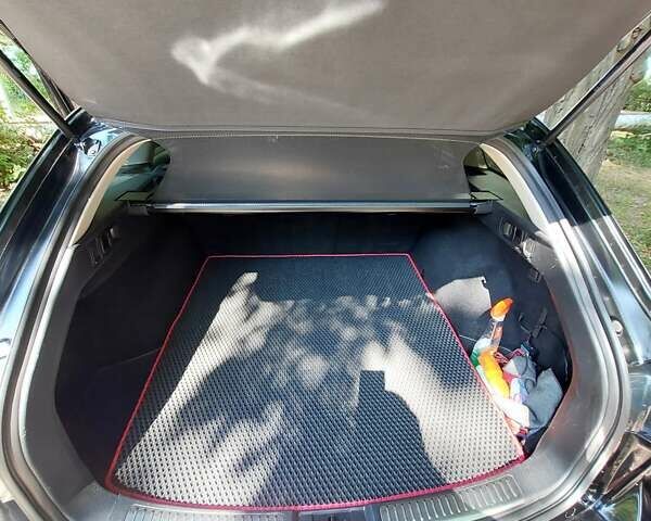 Черный Мазда 6, объемом двигателя 2.19 л и пробегом 270 тыс. км за 10900 $, фото 12 на Automoto.ua