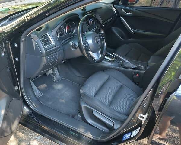 Черный Мазда 6, объемом двигателя 2.19 л и пробегом 270 тыс. км за 10900 $, фото 13 на Automoto.ua