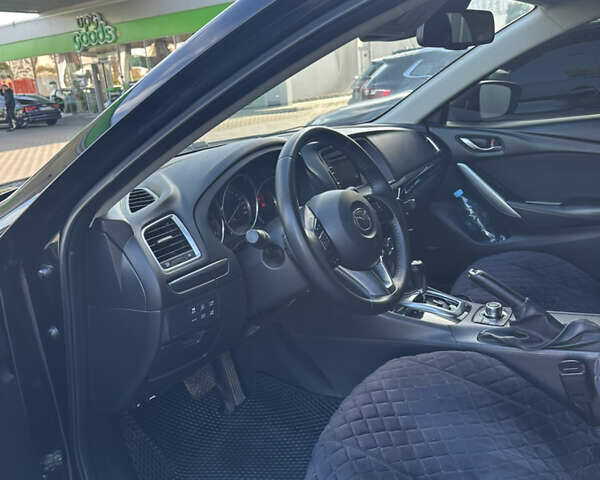 Черный Мазда 6, объемом двигателя 2.18 л и пробегом 256 тыс. км за 12200 $, фото 21 на Automoto.ua