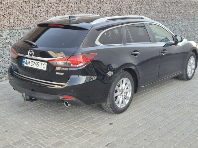 Черный Мазда 6, объемом двигателя 2.2 л и пробегом 262 тыс. км за 9800 $, фото 1 на Automoto.ua
