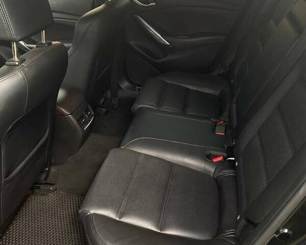 Черный Мазда 6, объемом двигателя 2.19 л и пробегом 270 тыс. км за 11100 $, фото 4 на Automoto.ua