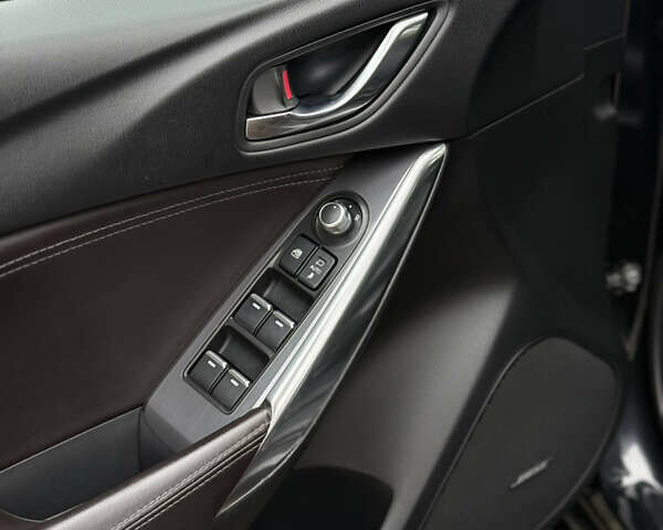 Черный Мазда 6, объемом двигателя 2.2 л и пробегом 219 тыс. км за 14200 $, фото 41 на Automoto.ua