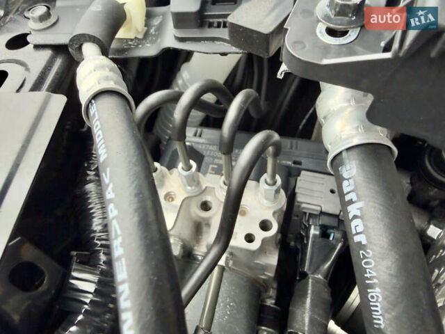 Черный Мазда 6, объемом двигателя 2.2 л и пробегом 194 тыс. км за 14799 $, фото 102 на Automoto.ua