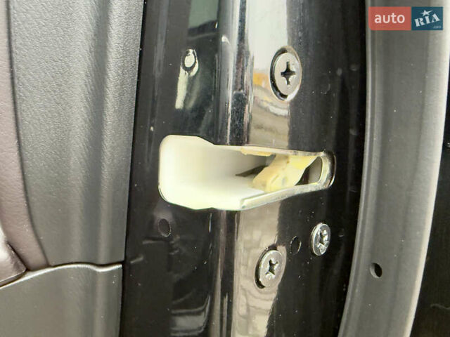 Черный Мазда 6, объемом двигателя 2.2 л и пробегом 194 тыс. км за 14799 $, фото 80 на Automoto.ua