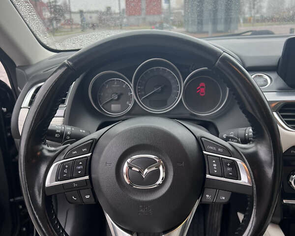 Черный Мазда 6, объемом двигателя 2.19 л и пробегом 222 тыс. км за 14200 $, фото 6 на Automoto.ua