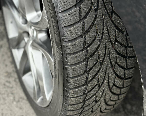 Черный Мазда 6, объемом двигателя 2.2 л и пробегом 219 тыс. км за 14200 $, фото 17 на Automoto.ua