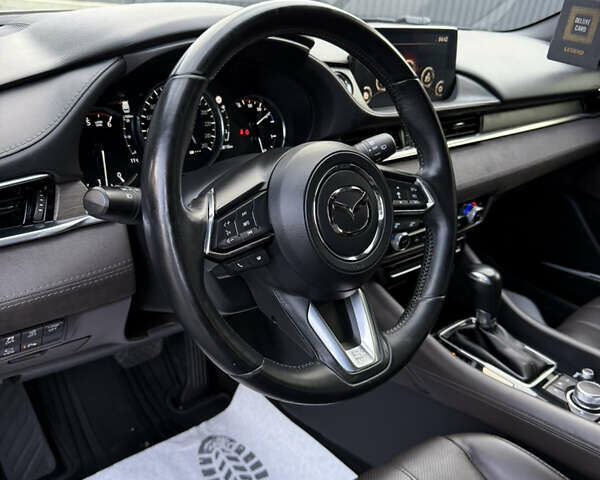 Черный Мазда 6, объемом двигателя 2.2 л и пробегом 178 тыс. км за 19450 $, фото 14 на Automoto.ua