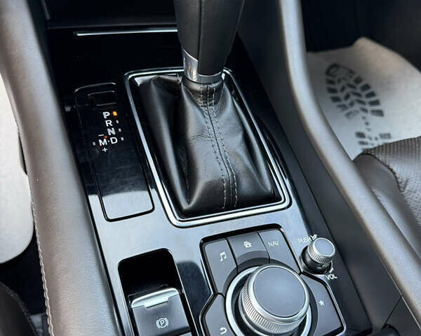 Черный Мазда 6, объемом двигателя 2.2 л и пробегом 178 тыс. км за 19450 $, фото 22 на Automoto.ua