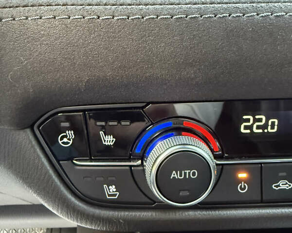 Черный Мазда 6, объемом двигателя 2.2 л и пробегом 178 тыс. км за 19450 $, фото 23 на Automoto.ua