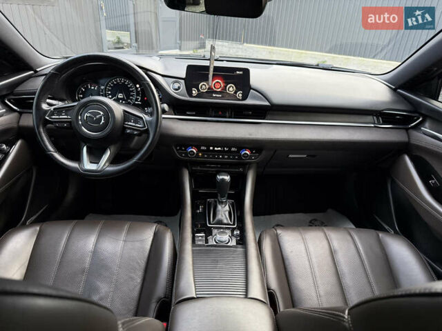 Чорний Мазда 6, об'ємом двигуна 2.2 л та пробігом 178 тис. км за 18999 $, фото 2 на Automoto.ua
