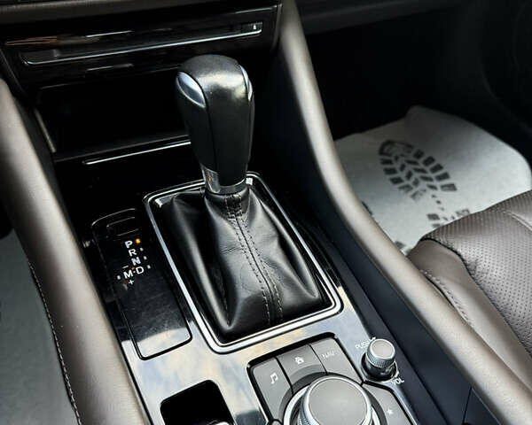 Черный Мазда 6, объемом двигателя 2.2 л и пробегом 178 тыс. км за 19450 $, фото 18 на Automoto.ua