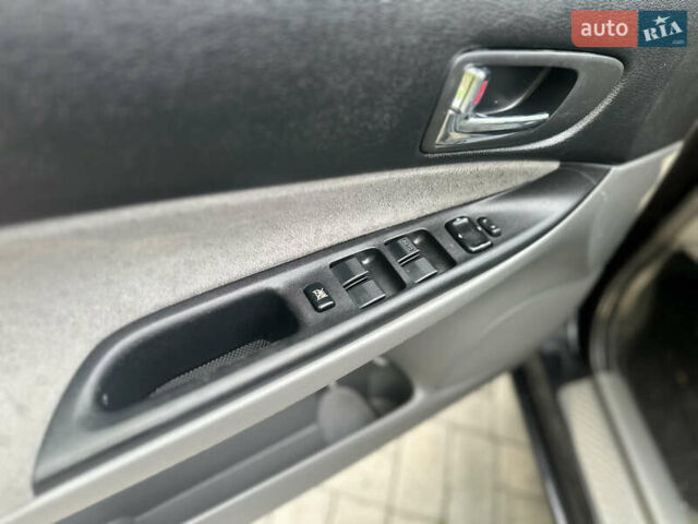 Черный Мазда 6, объемом двигателя 1.8 л и пробегом 230 тыс. км за 3999 $, фото 68 на Automoto.ua