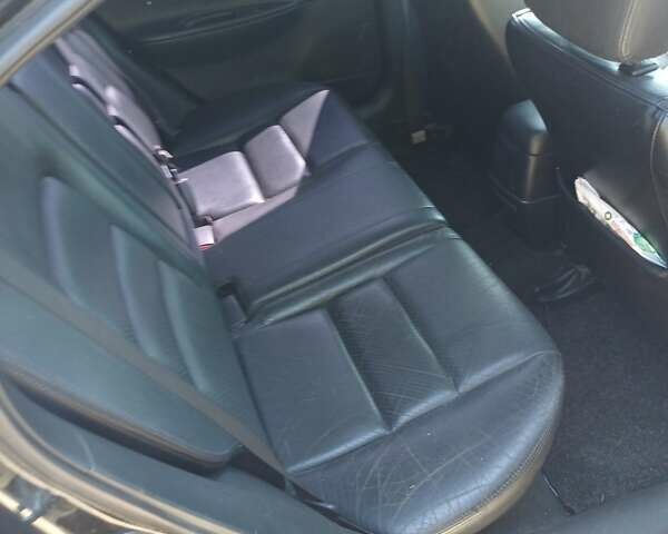 Черный Мазда 6, объемом двигателя 2 л и пробегом 388 тыс. км за 3800 $, фото 5 на Automoto.ua