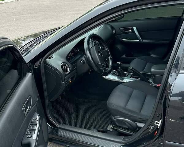 Черный Мазда 6, объемом двигателя 2 л и пробегом 238 тыс. км за 3500 $, фото 8 на Automoto.ua