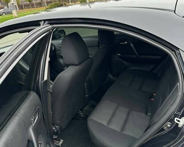 Черный Мазда 6, объемом двигателя 2 л и пробегом 238 тыс. км за 3500 $, фото 9 на Automoto.ua
