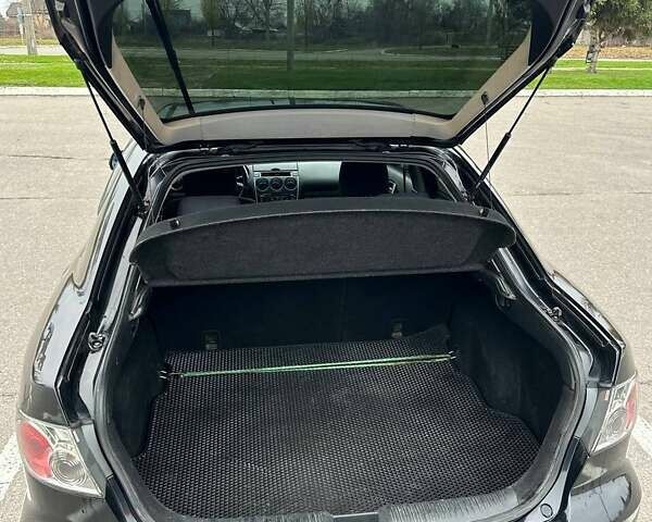 Черный Мазда 6, объемом двигателя 2 л и пробегом 238 тыс. км за 4300 $, фото 10 на Automoto.ua