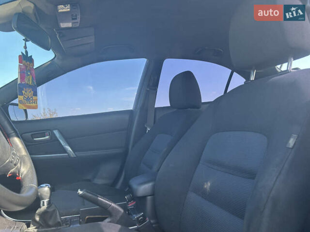 Чорний Мазда 6, об'ємом двигуна 2 л та пробігом 366 тис. км за 3800 $, фото 8 на Automoto.ua