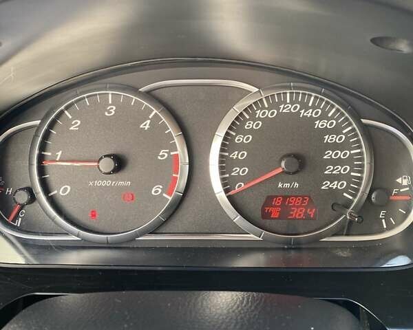 Черный Мазда 6, объемом двигателя 2 л и пробегом 182 тыс. км за 5100 $, фото 3 на Automoto.ua