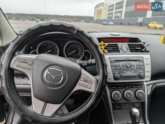 Черный Мазда 6, объемом двигателя 2 л и пробегом 197 тыс. км за 8000 $, фото 12 на Automoto.ua
