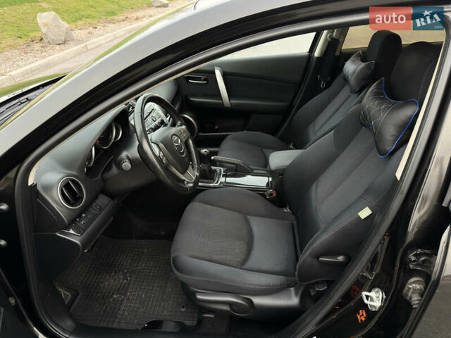 Чорний Мазда 6, об'ємом двигуна 2 л та пробігом 235 тис. км за 7399 $, фото 12 на Automoto.ua