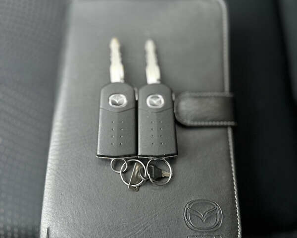 Чорний Мазда 6, об'ємом двигуна 2 л та пробігом 235 тис. км за 7399 $, фото 25 на Automoto.ua