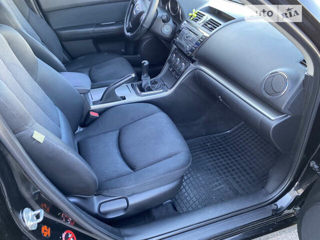 Черный Мазда 6, объемом двигателя 1.8 л и пробегом 184 тыс. км за 7100 $, фото 25 на Automoto.ua