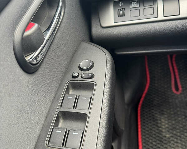 Мазда 6 2010 в Бердичеве на Automoto.ua Черный Мазда 6, объемом двигателя 2.2 л и пробегом 321 тыс. км за 8300 $, фото 13 на Automoto.ua