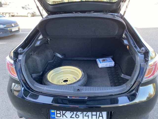 Черный Мазда 6, объемом двигателя 1.8 л и пробегом 184 тыс. км за 7100 $, фото 16 на Automoto.ua