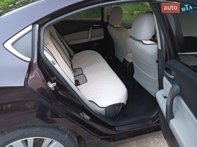 Фиолетовый Мазда 6, объемом двигателя 0 л и пробегом 300 тыс. км за 7100 $, фото 6 на Automoto.ua