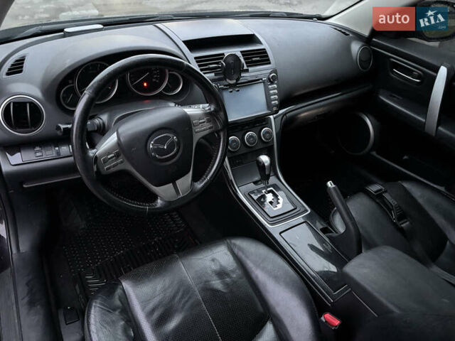 Фиолетовый Мазда 6, объемом двигателя 2 л и пробегом 185 тыс. км за 7000 $, фото 3 на Automoto.ua