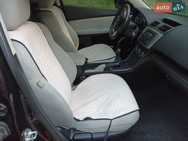 Фиолетовый Мазда 6, объемом двигателя 0 л и пробегом 300 тыс. км за 7100 $, фото 7 на Automoto.ua