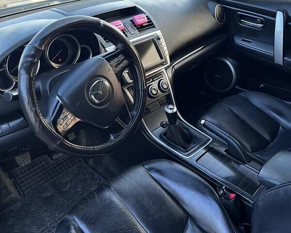 Фиолетовый Мазда 6, объемом двигателя 2 л и пробегом 280 тыс. км за 5500 $, фото 6 на Automoto.ua