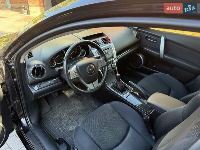 Фиолетовый Мазда 6, объемом двигателя 1.8 л и пробегом 80 тыс. км за 8900 $, фото 8 на Automoto.ua
