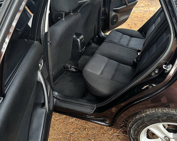 Фиолетовый Мазда 6, объемом двигателя 2 л и пробегом 274 тыс. км за 5300 $, фото 24 на Automoto.ua