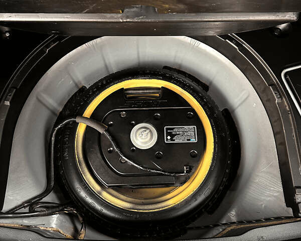 Фиолетовый Мазда 6, объемом двигателя 2 л и пробегом 274 тыс. км за 5300 $, фото 23 на Automoto.ua