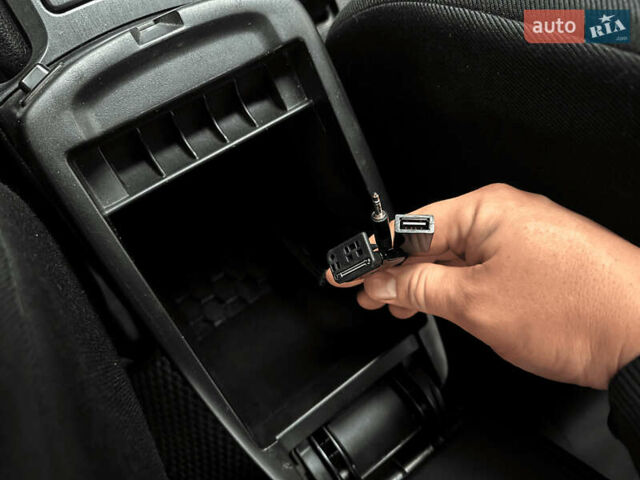 Фиолетовый Мазда 6, объемом двигателя 2 л и пробегом 274 тыс. км за 5300 $, фото 31 на Automoto.ua