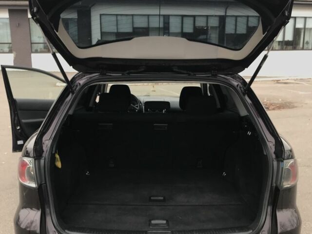 Фіолетовий Мазда 6, об'ємом двигуна 2 л та пробігом 258 тис. км за 3100 $, фото 7 на Automoto.ua