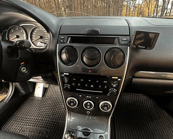 Фиолетовый Мазда 6, объемом двигателя 2 л и пробегом 274 тыс. км за 5300 $, фото 8 на Automoto.ua