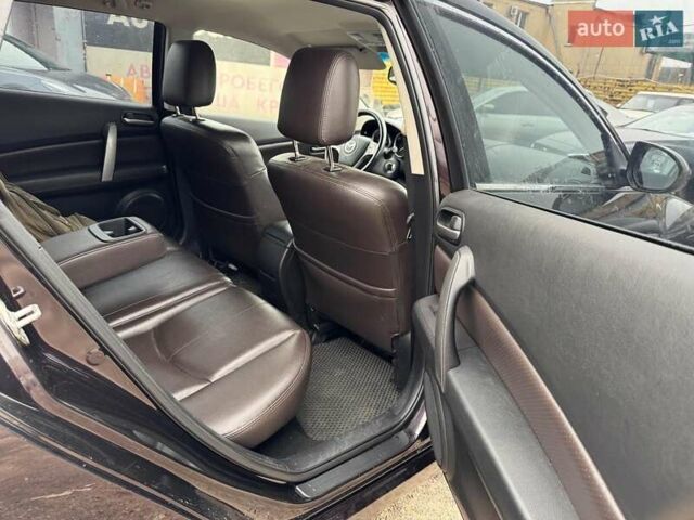 Фіолетовий Мазда 6, об'ємом двигуна 2 л та пробігом 280 тис. км за 6400 $, фото 11 на Automoto.ua