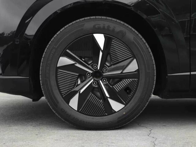 Фиолетовый Мазда 6, объемом двигателя 1.5 л и пробегом 1 тыс. км за 35500 $, фото 5 на Automoto.ua