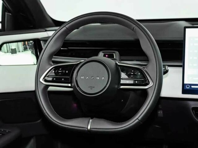 Фиолетовый Мазда 6, объемом двигателя 1.5 л и пробегом 1 тыс. км за 35500 $, фото 7 на Automoto.ua