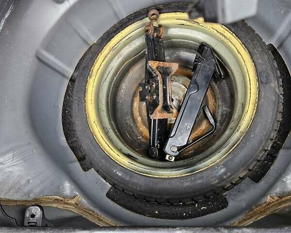Фиолетовый Мазда 6, объемом двигателя 2 л и пробегом 110 тыс. км за 4700 $, фото 9 на Automoto.ua