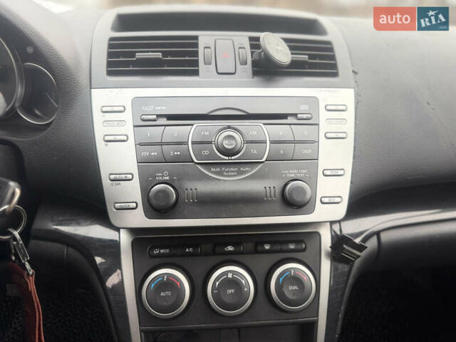 Фиолетовый Мазда 6, объемом двигателя 2.2 л и пробегом 283 тыс. км за 6300 $, фото 18 на Automoto.ua